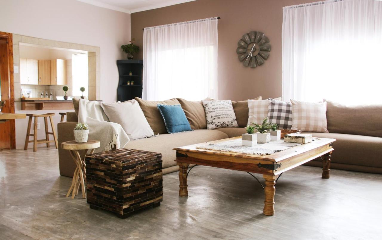 Modern Farm Apartment Lichtenburg Bagian luar foto