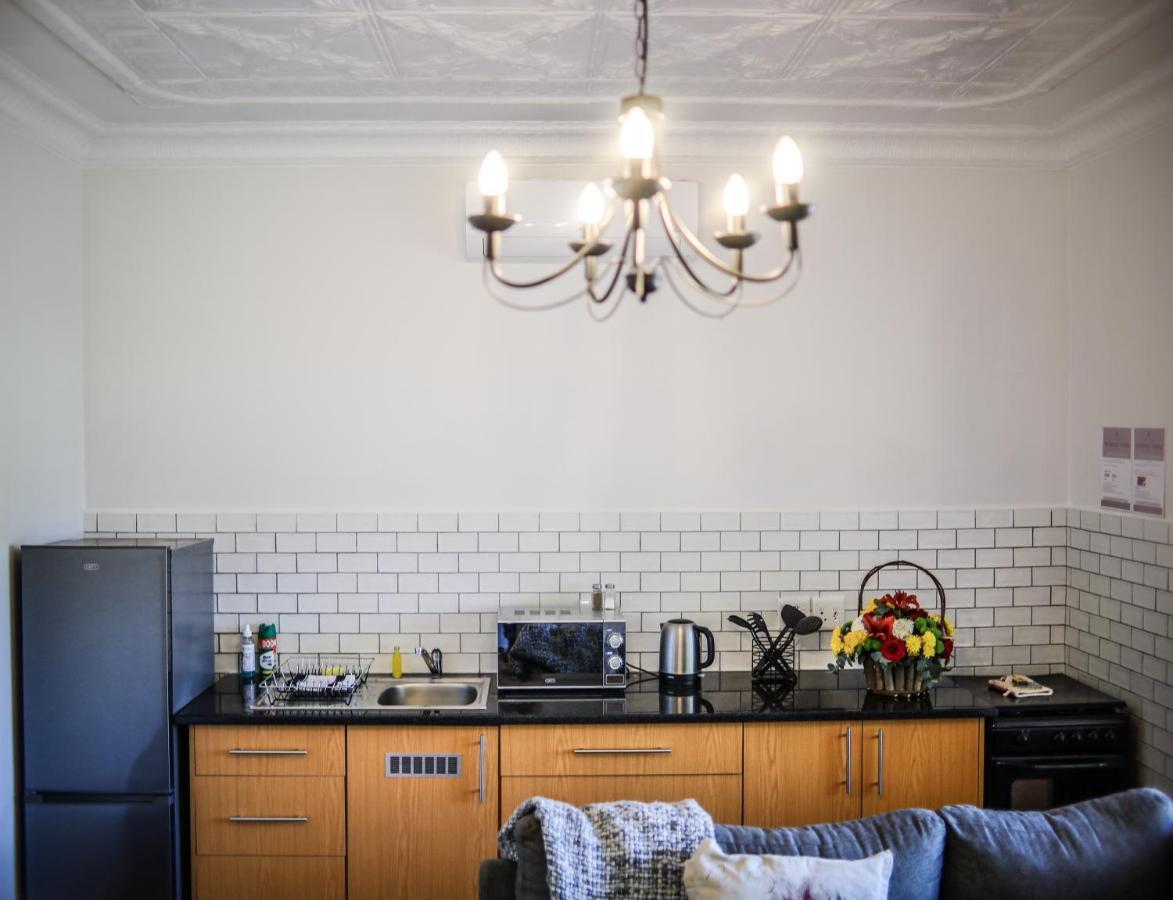 Modern Farm Apartment Lichtenburg Bagian luar foto