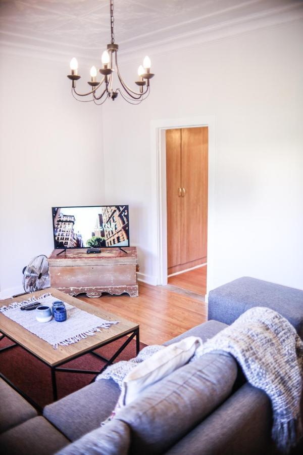 Modern Farm Apartment Lichtenburg Bagian luar foto