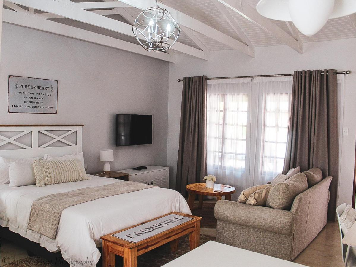 Modern Farm Apartment Lichtenburg Bagian luar foto