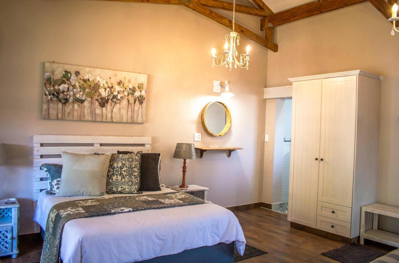 Modern Farm Apartment Lichtenburg Bagian luar foto